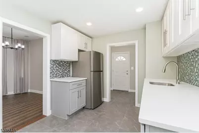 190 Elmwood Ave, Irvington, NJ 07111 - Photo 20