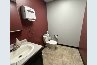 15 Somerset Pl, Clifton, NJ 07012 - Photo 8