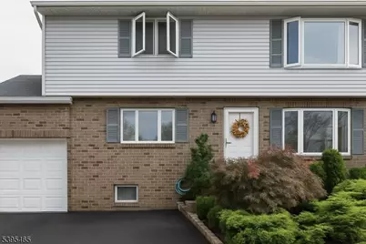 128 Lee St #1, Elmwood Park, NJ 07407 - Photo 2