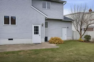 128 Lee St, Elmwood Park, NJ 07407 - Photo 22