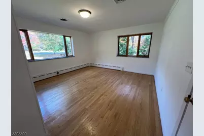 391 Forest Rd, Mahwah, NJ 07430 - Photo 24