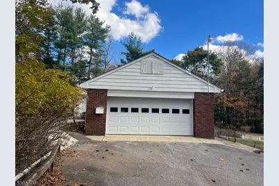 391 Forest Rd, Mahwah, NJ 07430 - Photo 4
