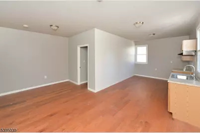 523 Park Ave, Paterson, NJ 07504 - Photo 12