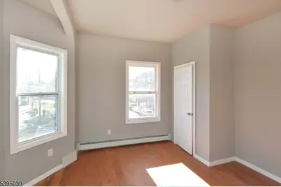 523 Park Ave, Paterson, NJ 07504 - Photo 14