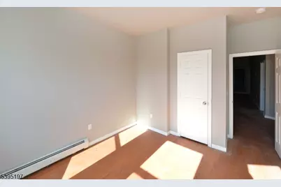 523 Park Ave, Paterson, NJ 07504 - Photo 6