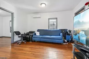 99 Alexander St, Newark, NJ 07106 - Photo 22