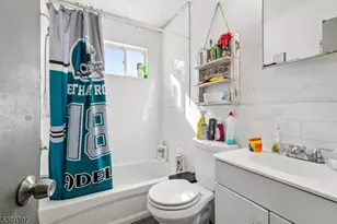 99 Alexander St, Newark, NJ 07106 - Photo 18