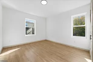 260 S 10th St, Newark, NJ 07103 - Photo 18