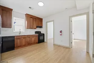 260 S 10th St, Newark, NJ 07103 - Photo 2