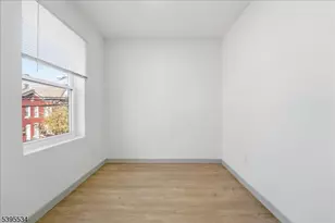 260 S 10th St, Newark, NJ 07103 - Photo 16