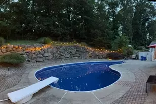 89 Knolls Rd, Bloomingdale, NJ 07403 - Photo 18