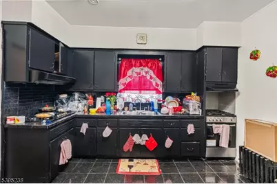 142 Delmar Pl, Irvington, NJ 07111 - Photo 22