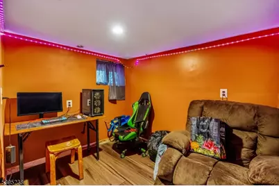 142 Delmar Pl, Irvington, NJ 07111 - Photo 30