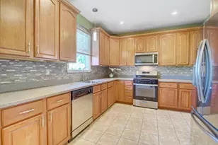 35 College Avenue, East Orange, NJ 07017 - Photo 6