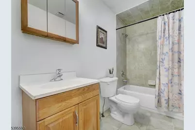 35 College Avenue, East Orange, NJ 07017 - Photo 14