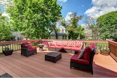 517 Berkeley Ave, Orange, NJ 07050 - Photo 24