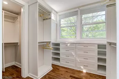 517 Berkeley Ave, Orange, NJ 07050 - Photo 16