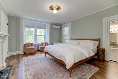 517 Berkeley Ave, Orange, NJ 07050 - Photo 14