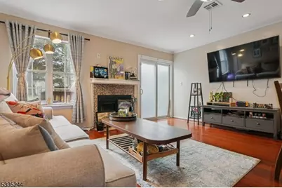 10 Depalma Ct, Franklin Township, NJ 08873 - Photo 2