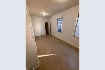 60 S 12th St #3, Newark, NJ 07107 - Photo 14