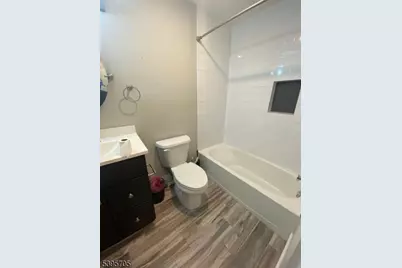 99 Hedden Ter, Newark, NJ 07108 - Photo 10