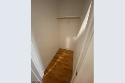 99 Hedden Ter, Newark, NJ 07108 - Photo 6