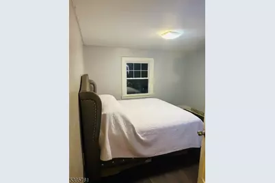 237 Ivy Ct, Orange, NJ 07050 - Photo 18