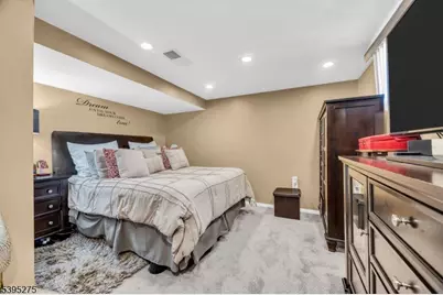 19 Winston Dr, Franklin Township, NJ 08873 - Photo 28