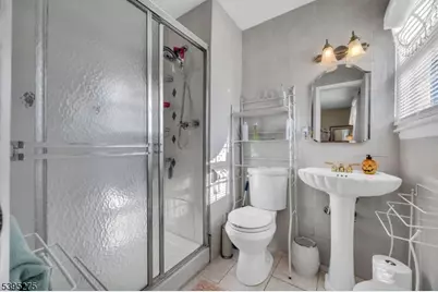 19 Winston Dr, Franklin Township, NJ 08873 - Photo 24