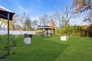 19 Winston Dr, Franklin Township, NJ 08873 - Photo 30