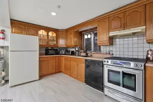 88 Hinchman Ave, Wayne, NJ 07470 - Photo 22