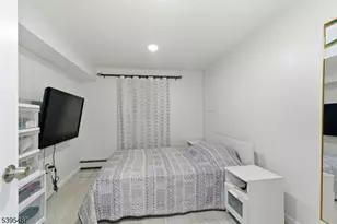 88 Hinchman Ave, Wayne, NJ 07470 - Photo 24