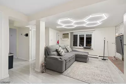 88 Hinchman Ave, Wayne, NJ 07470 - Photo 18