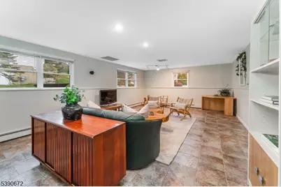 13 Glutting Pl, East Hanover Township, NJ 07936 - Photo 24