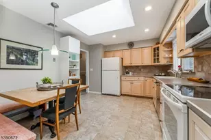 13 Glutting Pl, East Hanover Township, NJ 07936 - Photo 14