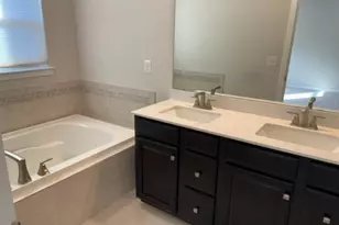 12 Clausen Ct, Mount Olive, NJ 07828 - Photo 6