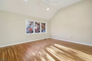 16 Minnisink Dr, Roseland, NJ 07068 - Photo 22