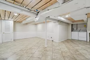 16 Minnisink Dr, Roseland, NJ 07068 - Photo 24