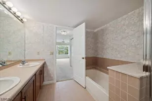 2 Berkley Ln, Bedminster Township, NJ 07921 - Photo 16