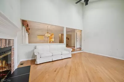 2 Berkley Ln, Bedminster Township, NJ 07921 - Photo 8