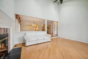 2 Berkley Ln, Bedminster Township, NJ 07921 - Photo 8