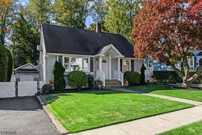 29 Lynwood Rd, Verona, NJ 07044 - Photo 1