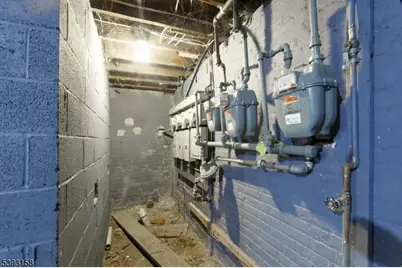 349 Osborne Ter, Newark, NJ 07112 - Photo 28