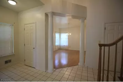 92 Harvard Cir, Montgomery Township, NJ 08540 - Photo 6