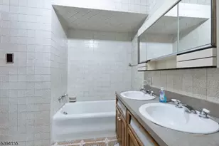 14 Laurel Ave, Clifton, NJ 07012 - Photo 30
