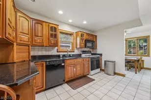 14 Laurel Ave, Clifton, NJ 07012 - Photo 16