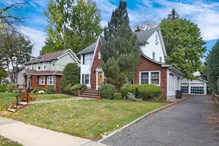 14 Laurel Ave, Clifton, NJ 07012 - Photo 2