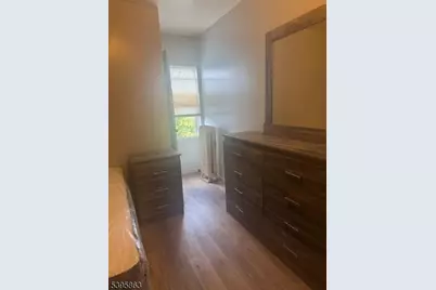 329 Wagaraw Rd #10, Hawthorne, NJ 07506 - Photo 8