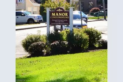 191 N Beverwyck Rd #1, Parsippany, NJ 07034 - Photo 1