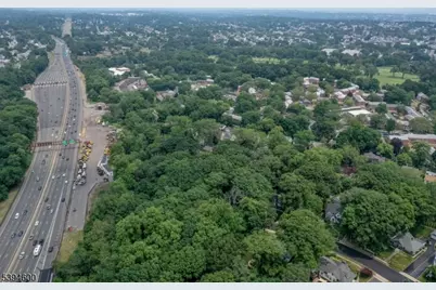 39 Forest Dr, Bloomfield, NJ 07003 - Photo 12